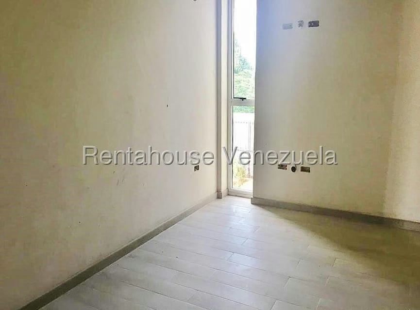 Townhouse (Duplex) en Venta en Sector Avenida Jesus Subero, Anzoategui - 14