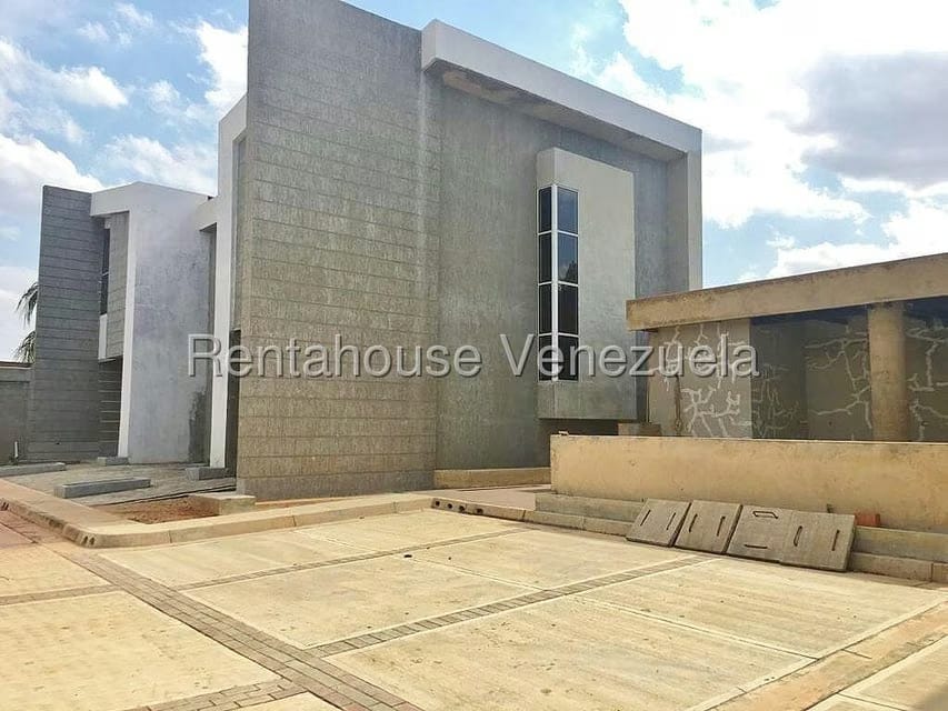 Townhouse (Duplex) en Venta en Sector Avenida Jesus Subero, Anzoategui - 18