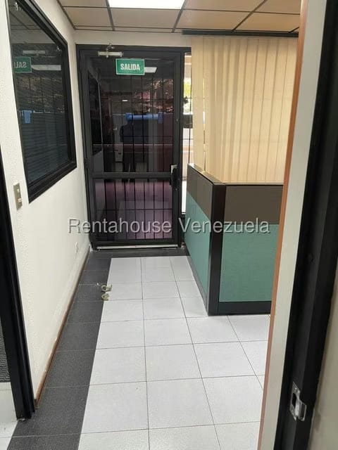 Comercial (Local Comercial) en Alquiler en Colinas de Vista Alegre, Distrito Metropolitano - 11