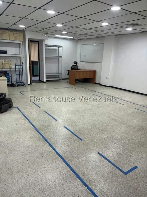 Comercial (Local Comercial) en Alquiler en Colinas de Vista Alegre, Distrito Metropolitano - 4