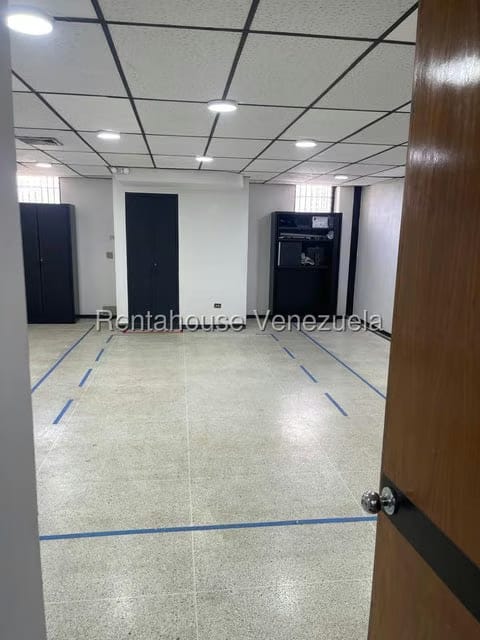 Comercial (Local Comercial) en Alquiler en Colinas de Vista Alegre, Distrito Metropolitano - 5