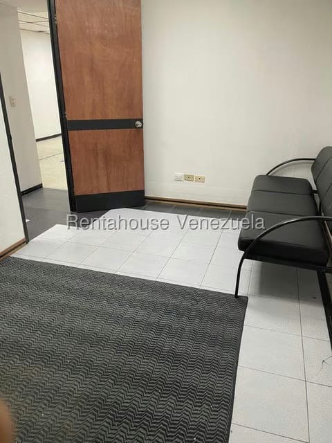 Comercial (Local Comercial) en Alquiler en Colinas de Vista Alegre, Distrito Metropolitano - 8