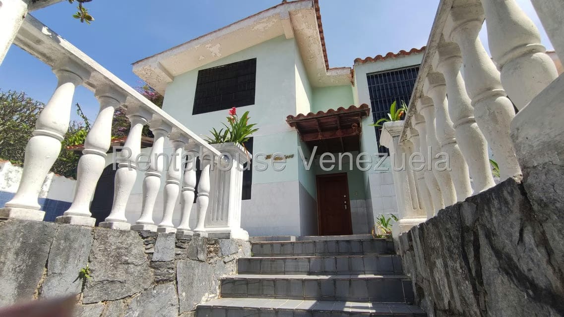 Casa (Duplex) en Venta en El Marques, Distrito Metropolitano - 2