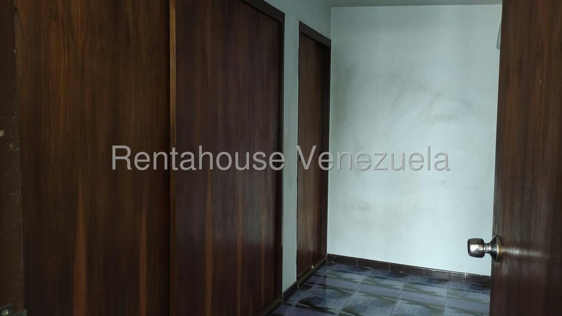 Casa (Duplex) en Venta en El Marques, Distrito Metropolitano - 13