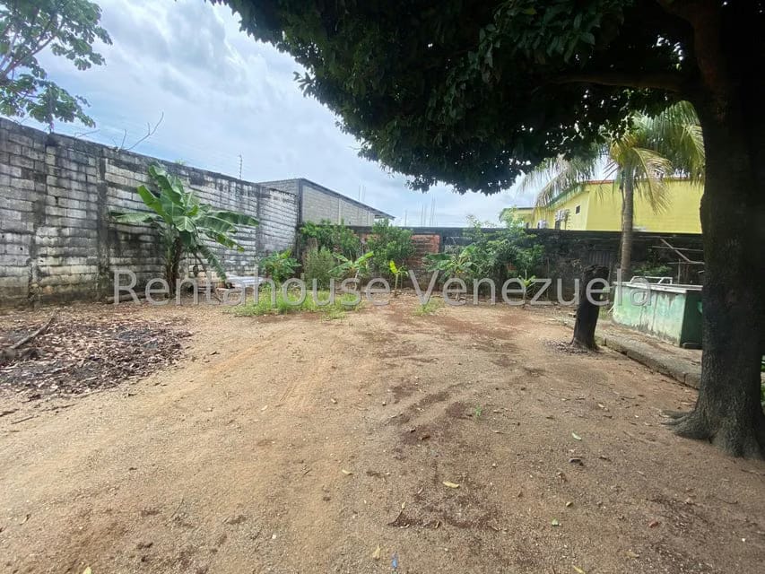 Terreno (Comercial) en Venta en Circunvalacion Sur, Portuguesa - 2