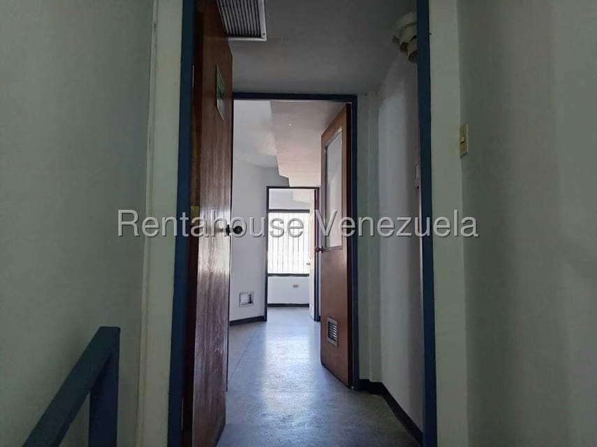 Comercial (Local Comercial) en Venta en Castillito, Carabobo - 12