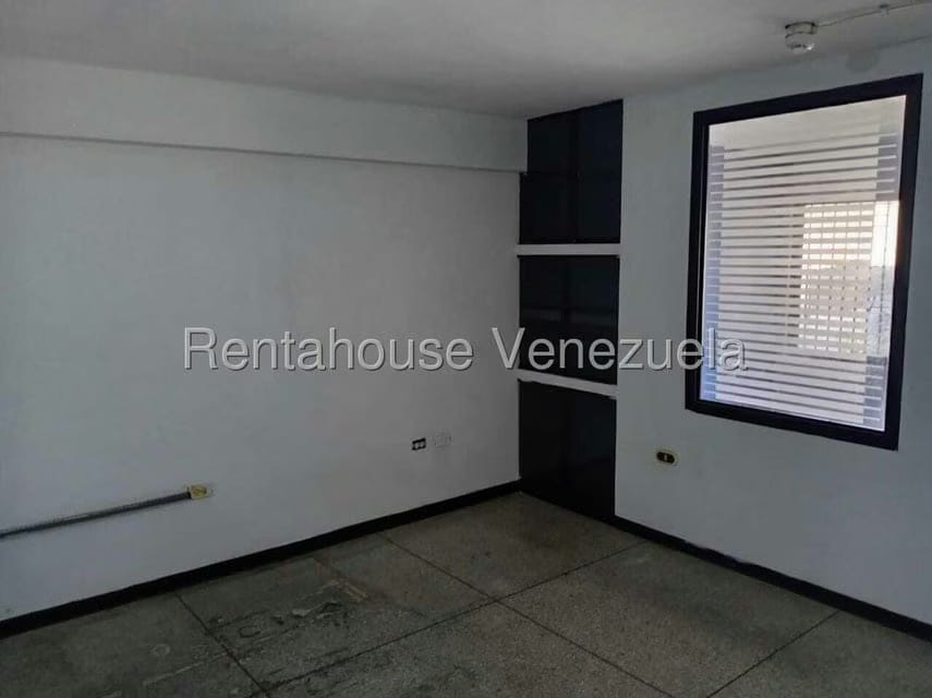 Comercial (Local Comercial) en Venta en Castillito, Carabobo - 13