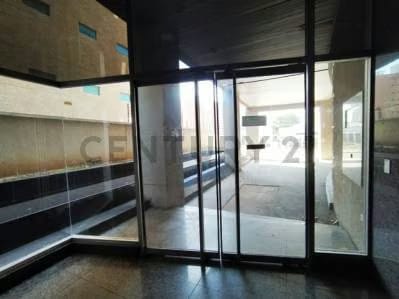 C21 Alquila Moderna Oficina en Torre Financiera BOD 5 de Julio - 2