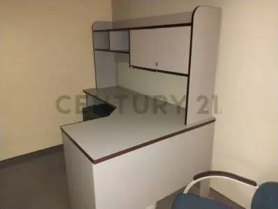 Oficina amoblada en Alquiler en El Rosal - 5