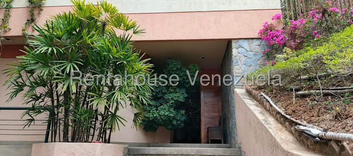 Casa (Duplex) en Venta en San Rafael de La Florida, Distrito Metropolitano - 2