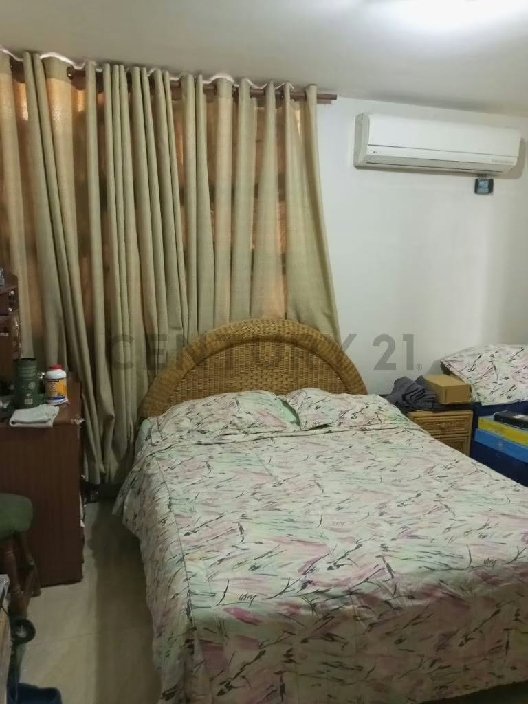 Casa en venta en Santa Eduvigis - 11