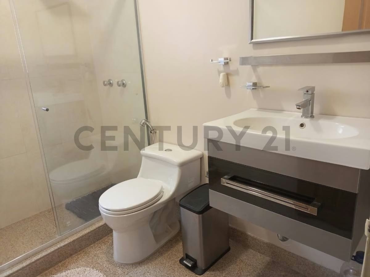 Casa en venta en Santa Eduvigis - 12