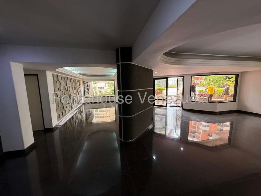 Apartamento (1 Nivel) en Venta en La Florida, Distrito Metropolitano - 21