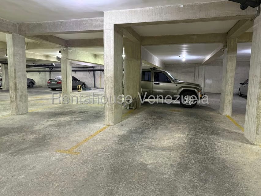 Apartamento (1 Nivel) en Venta en La Florida, Distrito Metropolitano - 22