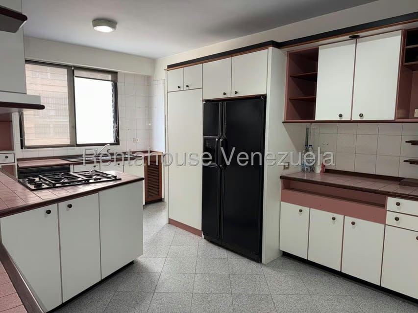 Apartamento (1 Nivel) en Venta en La Florida, Distrito Metropolitano - 6