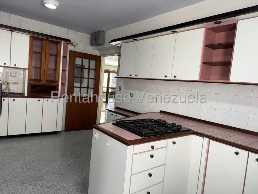 Apartamento (1 Nivel) en Venta en La Florida, Distrito Metropolitano - 7