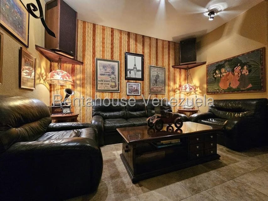 Casa (Multipes Niveles) en Venta en La Lagunita Country Club, Distrito Metropolitano - 31