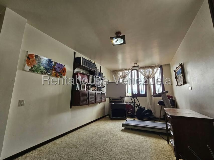 Casa (Multipes Niveles) en Venta en La Lagunita Country Club, Distrito Metropolitano - 40