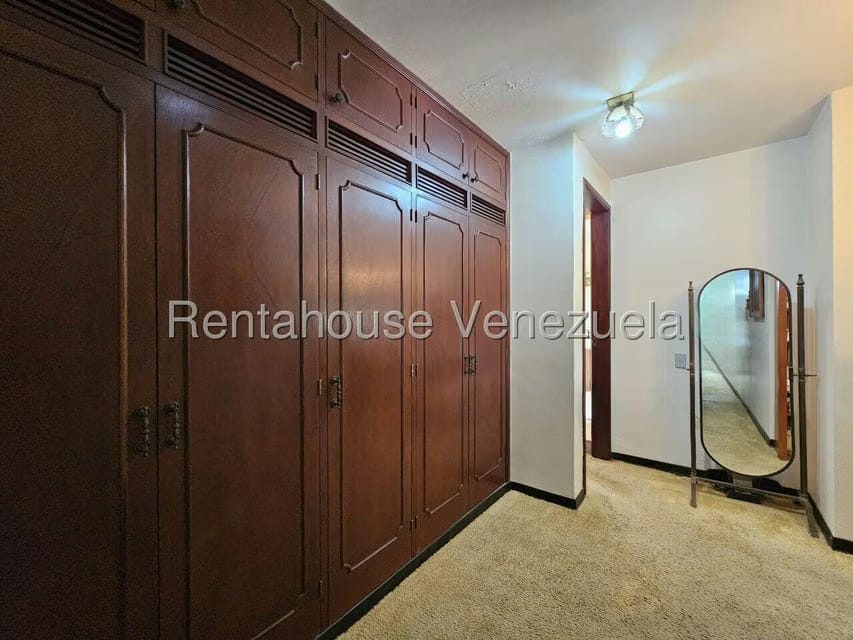 Casa (Multipes Niveles) en Venta en La Lagunita Country Club, Distrito Metropolitano - 44