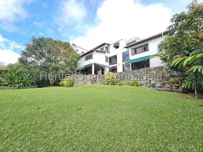 Casa (Multipes Niveles) en Venta en La Lagunita Country Club, Distrito Metropolitano - 68