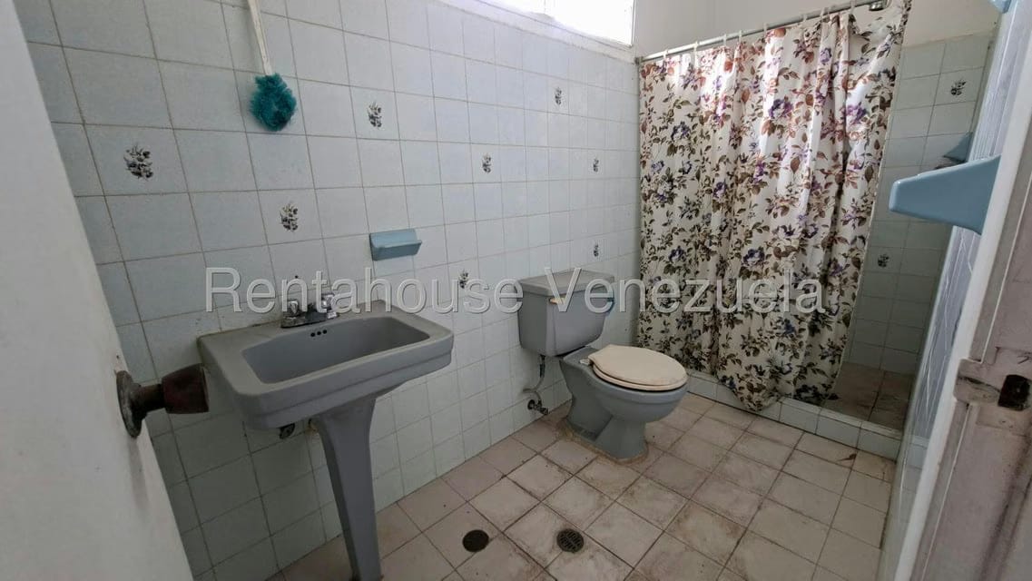 Casa (Multipes Niveles) en Venta en Colinas De Santa Rosa, Lara - 28