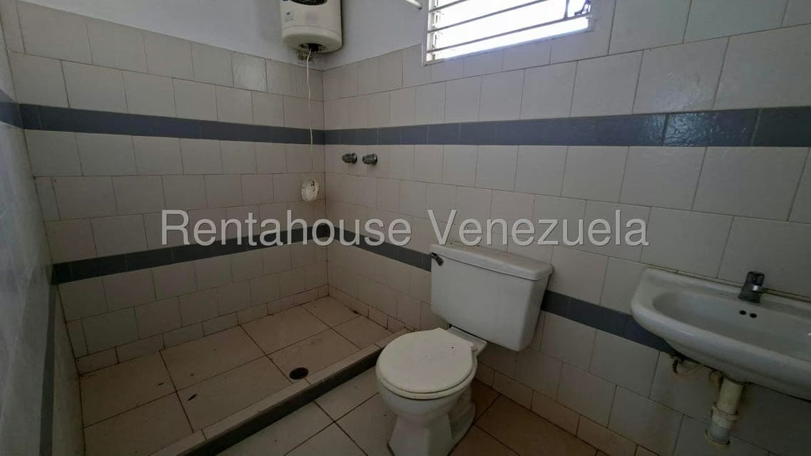 Casa (Multipes Niveles) en Venta en Colinas De Santa Rosa, Lara - 36