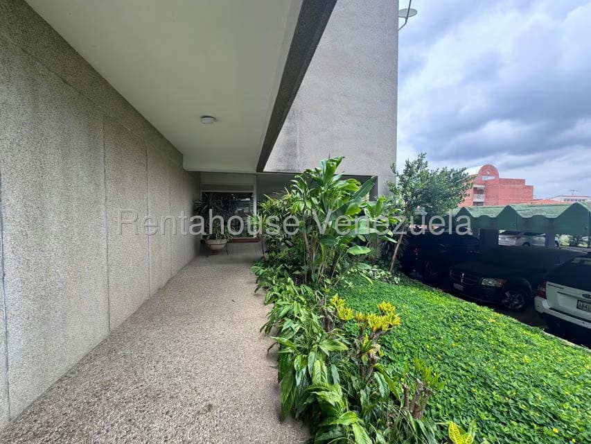 Apartamento (1 Nivel) en Venta en Colinas de Bello Monte, Distrito Metropolitano - 25