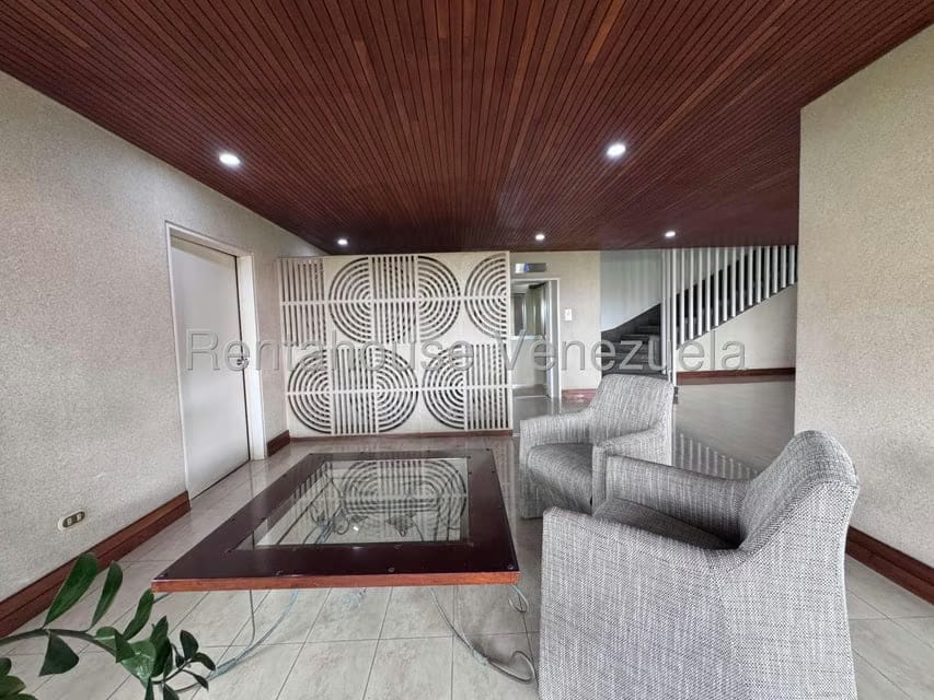 Apartamento (1 Nivel) en Venta en Colinas de Bello Monte, Distrito Metropolitano - 5