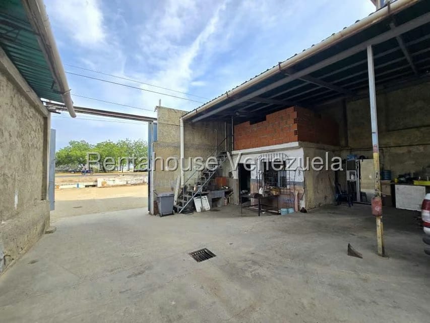 Comercial (Galpon - Deposito) en Venta en Marapa Marina, Vargas - 9