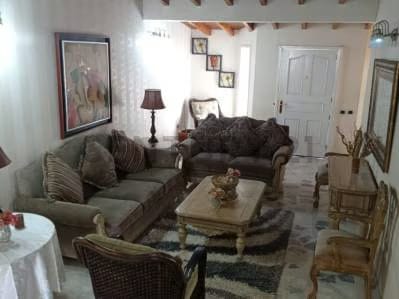 Hermosa Casa de 2 plantas Estilo Americano Alto Lar. Alto Barinas Norte - 2