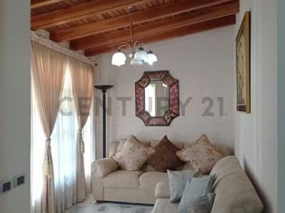 Hermosa Casa de 2 plantas Estilo Americano Alto Lar. Alto Barinas Norte - 3