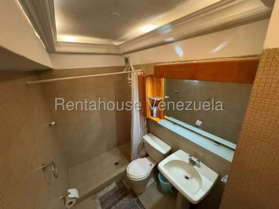 Apartamento en Alquiler en PLaya grande Catia La Mar - 7