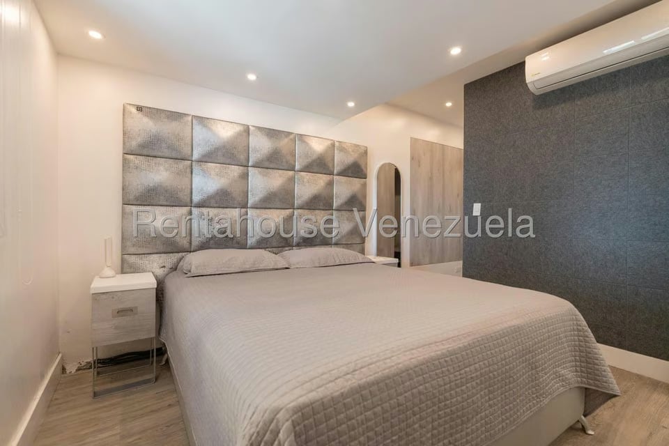 Apartamento (1 Nivel) en Venta en Loma Linda, Distrito Metropolitano - 2