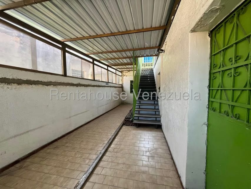 Casa (1 Nivel) en Venta en San Bernardino, Distrito Metropolitano - 14