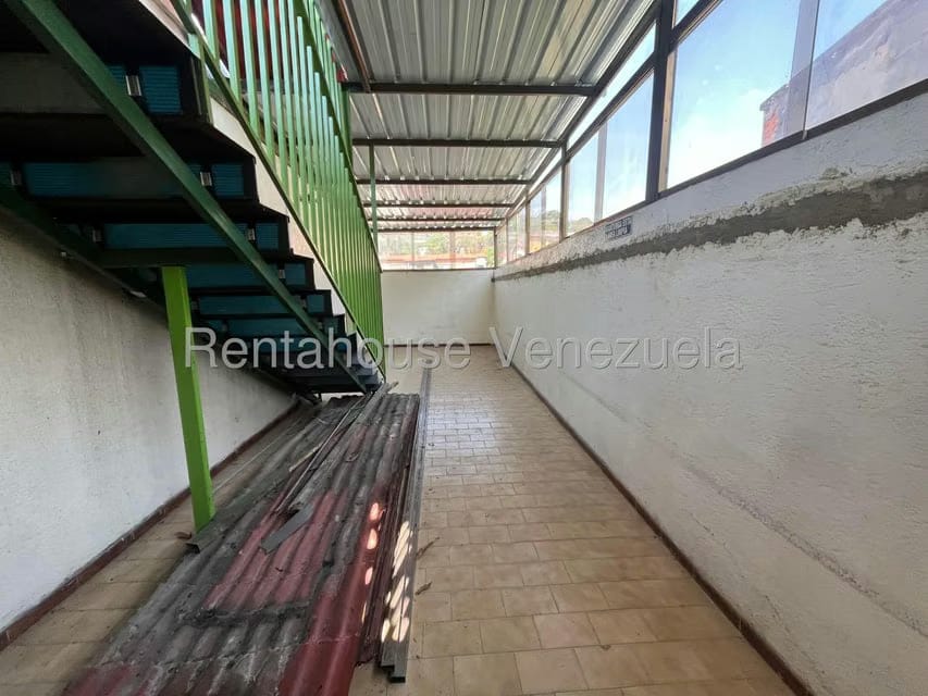 Casa (1 Nivel) en Venta en San Bernardino, Distrito Metropolitano - 17