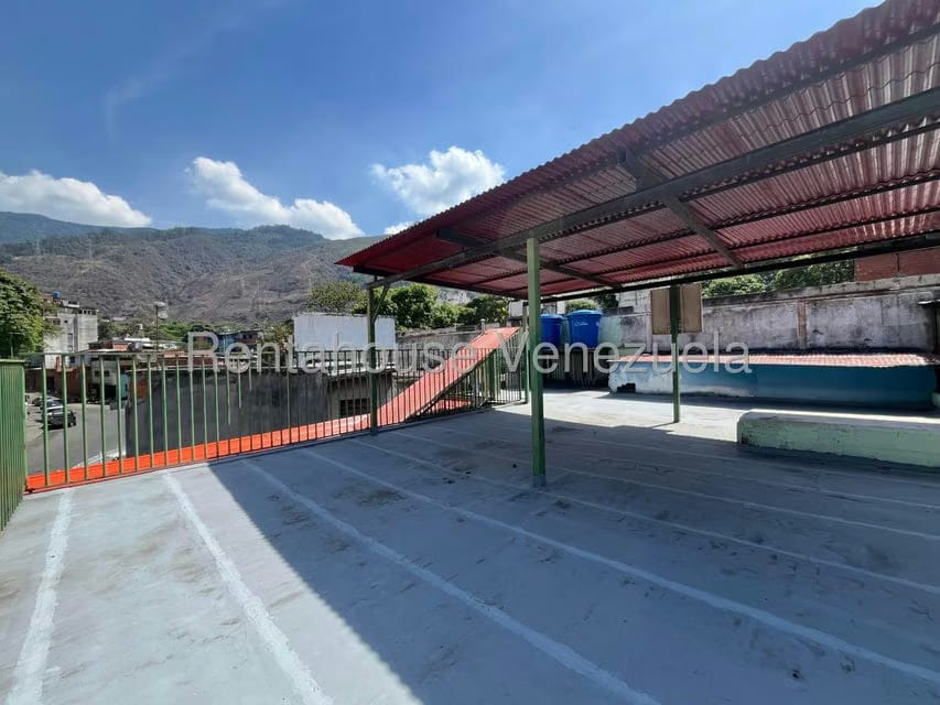 Casa (1 Nivel) en Venta en San Bernardino, Distrito Metropolitano - 18