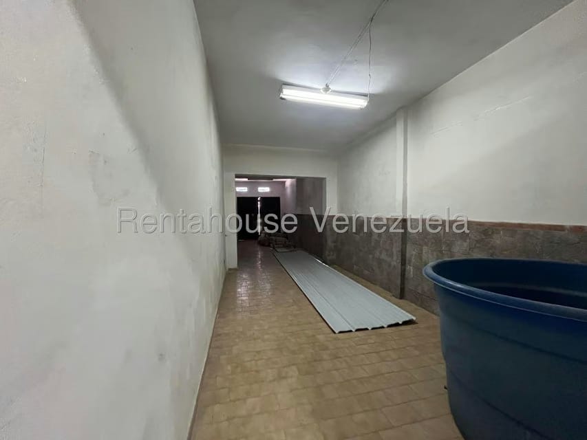 Casa (1 Nivel) en Venta en San Bernardino, Distrito Metropolitano - 21