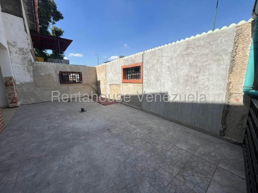 Casa (1 Nivel) en Venta en San Bernardino, Distrito Metropolitano - 4