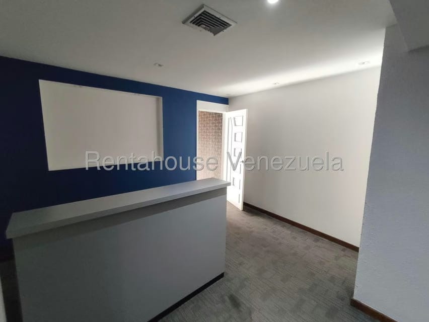 Comercial (Oficina) en Alquiler en Chuao, Distrito Metropolitano - 2