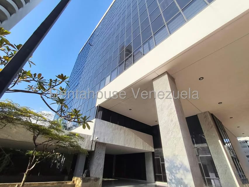 Comercial (Oficina) en Alquiler en Chuao, Distrito Metropolitano - 17