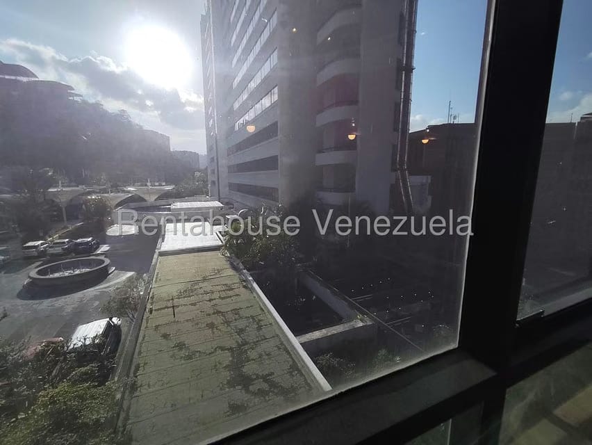 Comercial (Oficina) en Alquiler en Chuao, Distrito Metropolitano - 23