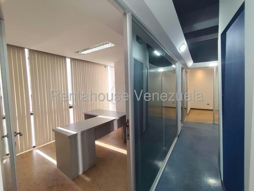 Comercial (Oficina) en Alquiler en Chuao, Distrito Metropolitano - 5