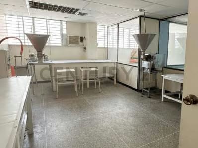 VENDO AMPLIA PLANTA INDUSTRIAL DE 780MTS UBICADA EN LA URBINA - 8