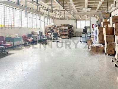 VENDO AMPLIA PLANTA INDUSTRIAL DE 780MTS UBICADA EN LA URBINA - 10