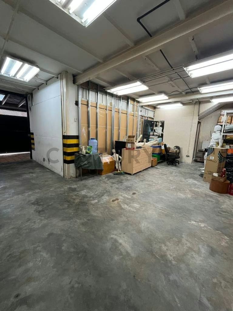 Casa Comercial 298m² | Bello Monte | 8 Puestos | Lista para Operar - 2