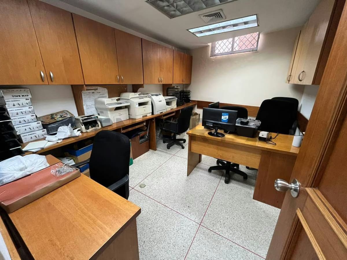 Casa Comercial 298m² | Bello Monte | 8 Puestos | Lista para Operar - 12