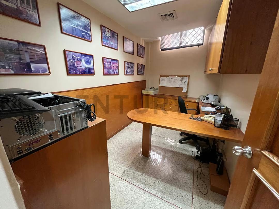 Casa Comercial 298m² | Bello Monte | 8 Puestos | Lista para Operar - 16