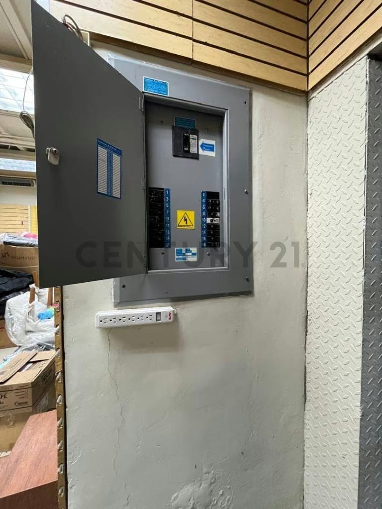 Casa Comercial 298m² | Bello Monte | 8 Puestos | Lista para Operar - 3