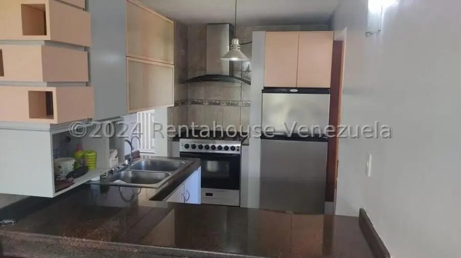 Apartamento en Alquiler en las rosas Guatire - 16