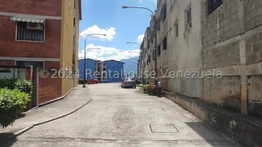 Apartamento en Alquiler en las rosas Guatire - 8